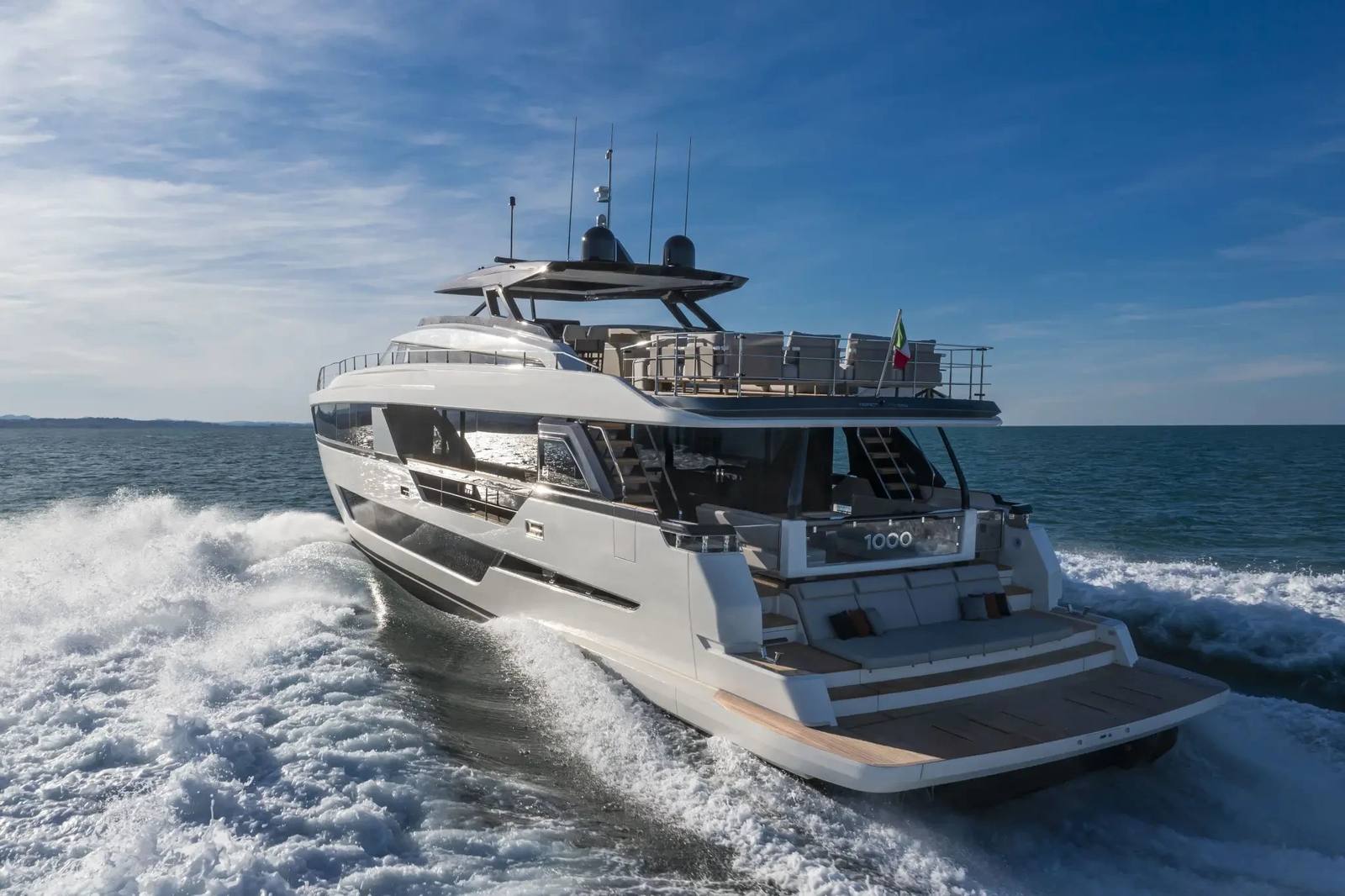 The Ferretti Yachts 1000 underway